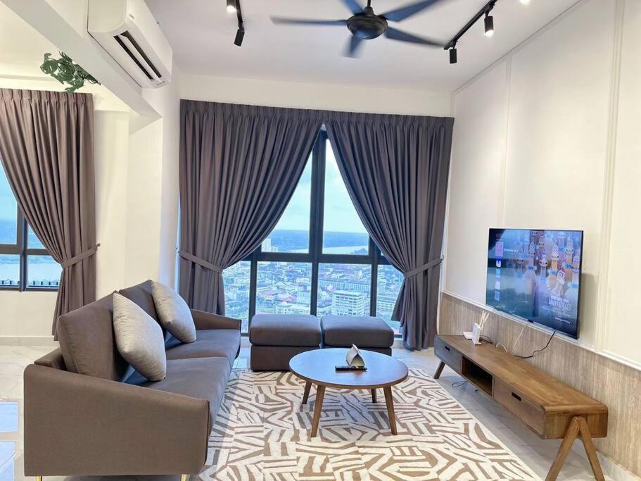 Troika Penthouse 2 L35 Apartment *