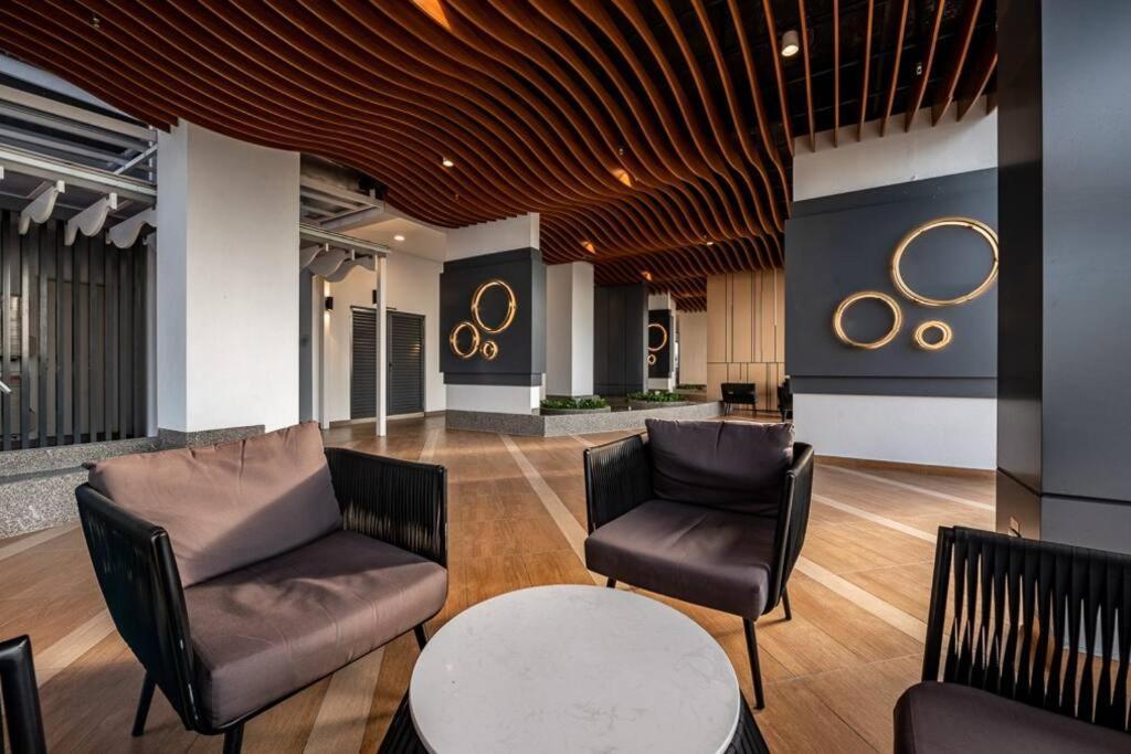 Troika Penthouse 2 L35