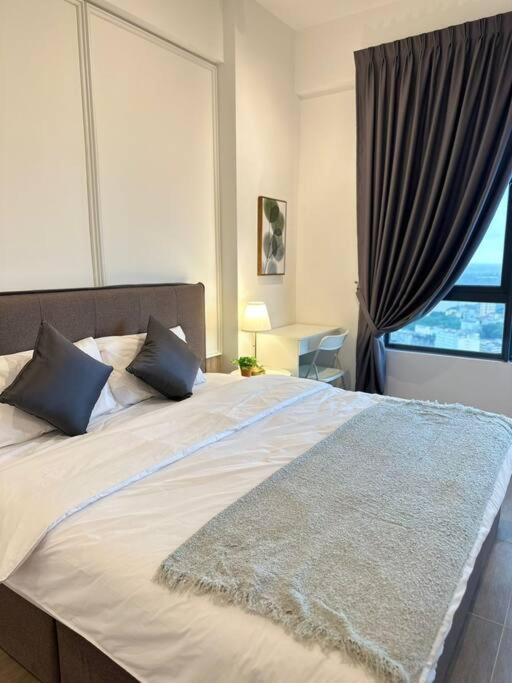 Troika Penthouse 2 L35 Apartment